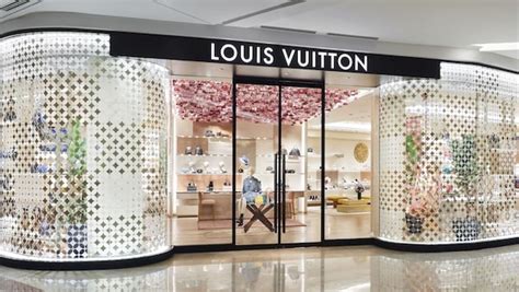 lv watch malaysia|Louis Vuitton Kuala Lumpur KLCC store, Malaysia.